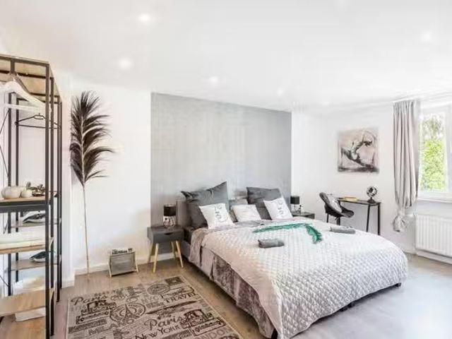 1 Zimmer Wohnung in Oldenburgstraße, Langerfeld