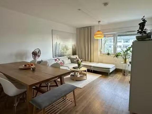 1 Zimmer Wohnung in Adolf Damaschke Ring, Feudenheim
