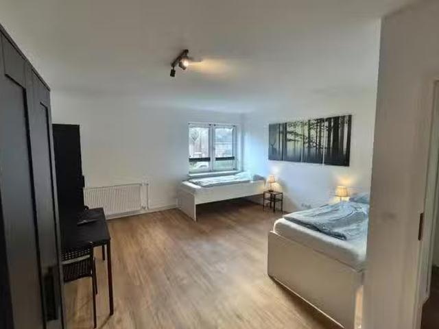 1 Zimmer Wohnung in Altonaer Straße, Eimsbüttel