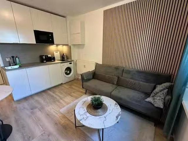 1 Zimmer Wohnung in Alter Teichweg, Barmbek Süd