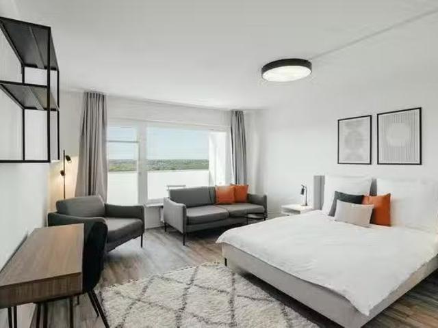 1 Zimmer Wohnung in Angerburger Allee, Westend