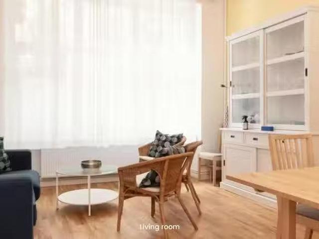 1 Zimmer Wohnung in Bürknerstraße, Bezirk Neukölln