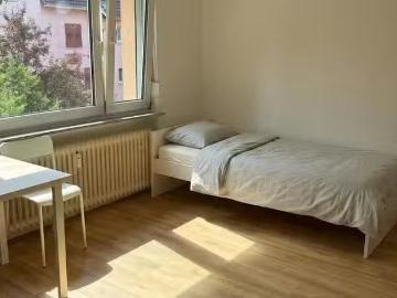 1 Zimmer Wohnung in Bahnstraße, Erzhausen