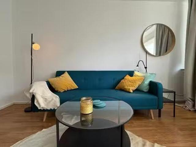 1 Zimmer Wohnung in Bergheimer Straße, Reuschenberg