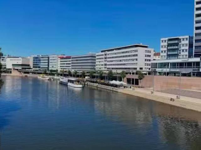 1 Zimmer Wohnung in Berliner Promenade, Mitte