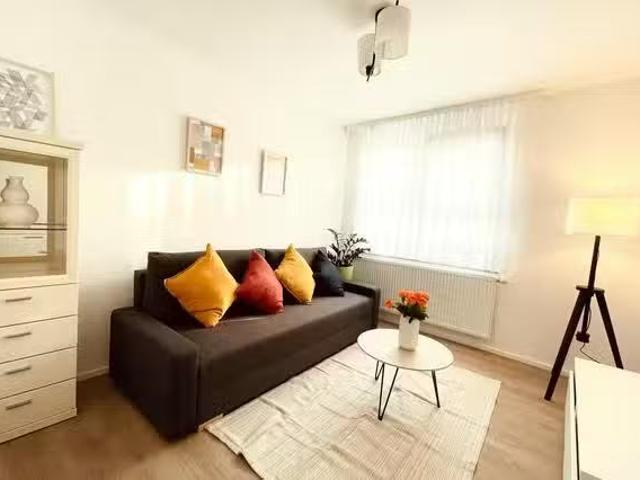 1 Zimmer Wohnung in Böblinger Straße, Süd