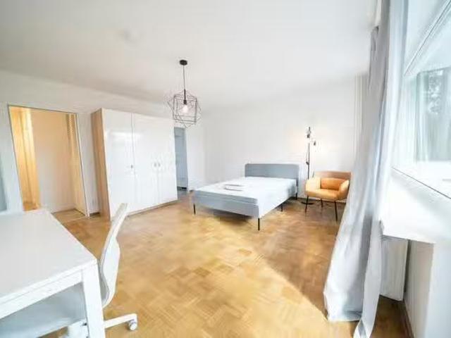 1 Zimmer Wohnung in Bremer Straße, Lichterfelde