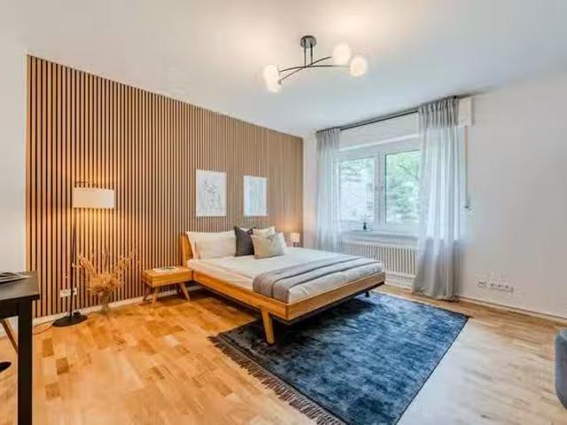 1 Zimmer Wohnung in Bruchwitzstraße, Lankwitz