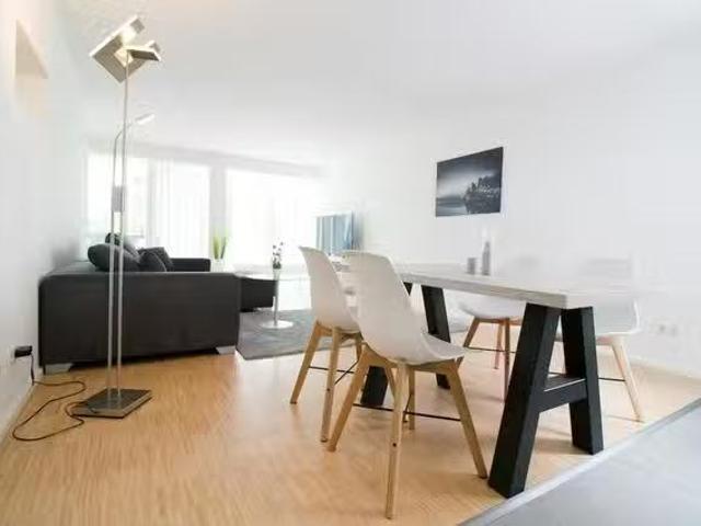 1 Zimmer Wohnung in Brückenstraße, Stadtbezirk 3