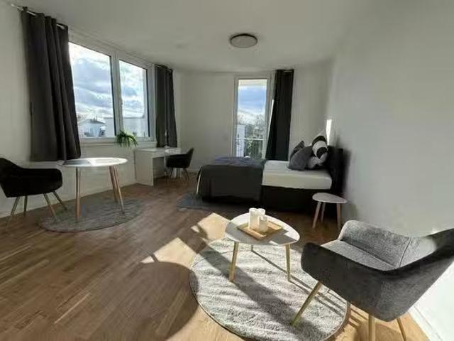 1 Zimmer Wohnung in Crailsheimer Straße, Steglitz