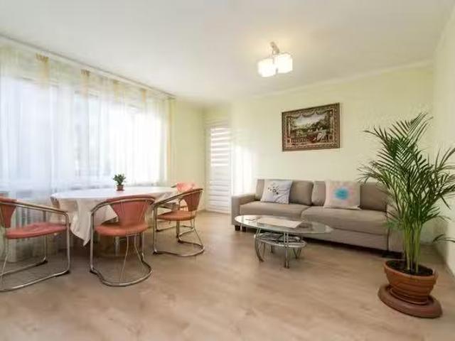 1 Zimmer Wohnung in Derfflingerstraße, Rath