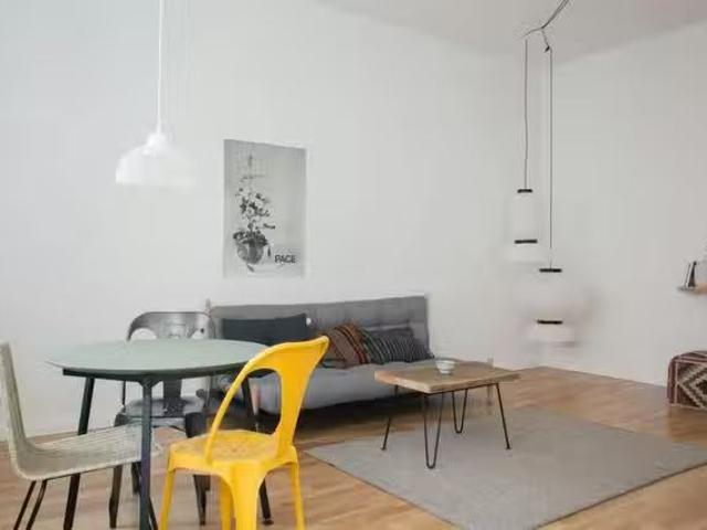 1 Zimmer Wohnung in Dirschauer Straße, Friedrichshain