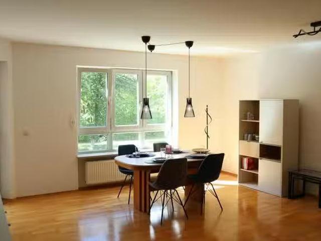 1 Zimmer Wohnung in Dr. Otto Meyer Straße, Lechhausen