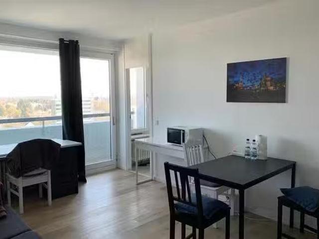 1 Zimmer Wohnung in Drygalski Allee, Solln
