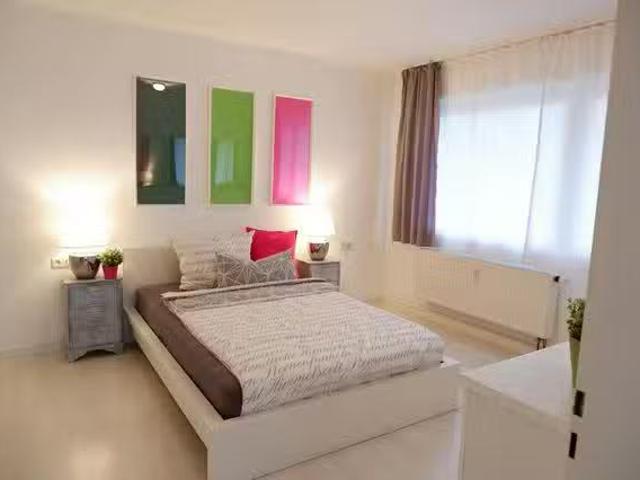 1 Zimmer Wohnung in Edisonstraße, Zuffenhausen