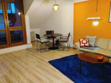 1 Zimmer Wohnung in Eichenring, Neu Buch