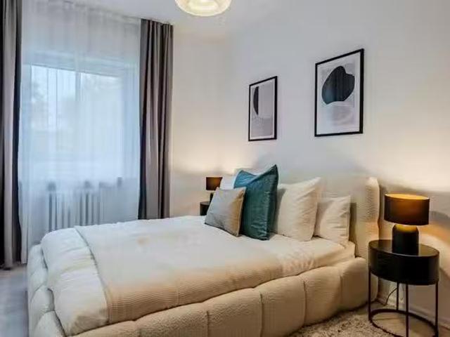 1 Zimmer Wohnung in Elsflether Weg, Spandau