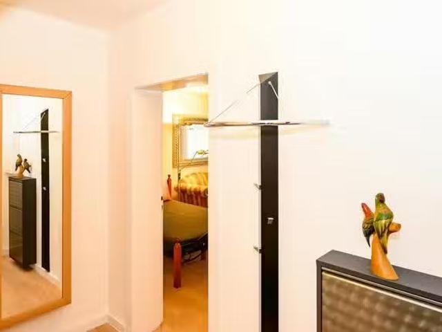 1 Zimmer Wohnung in Estermannstraße, Graurheindorf