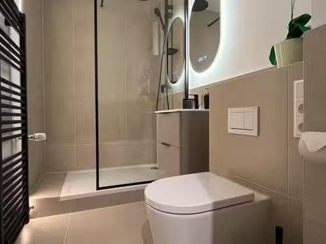1 Zimmer Wohnung in Felderstraße, Rheindorf