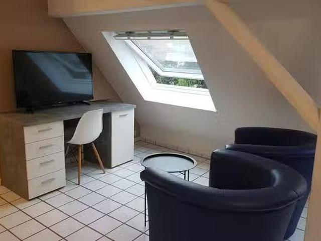 1 Zimmer Wohnung in Franziskastraße, Stadtbezirke II
