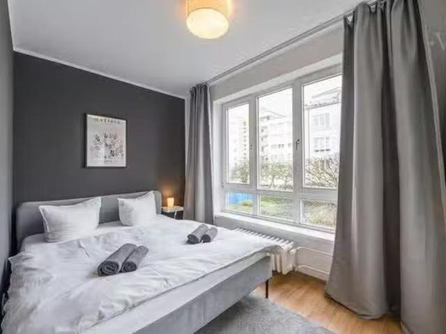 1 Zimmer Wohnung in Friedenfelser Straße, Bezirk Tempelhof Sch.