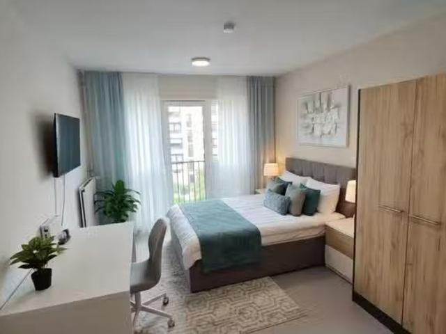 1 Zimmer Wohnung in Friedrich Ebert Straße, Stadtbezirke I