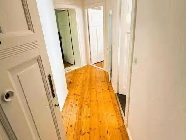 1 Zimmer Wohnung in Friedrich Karl Straße, Bezirk Tempelhof Sc.