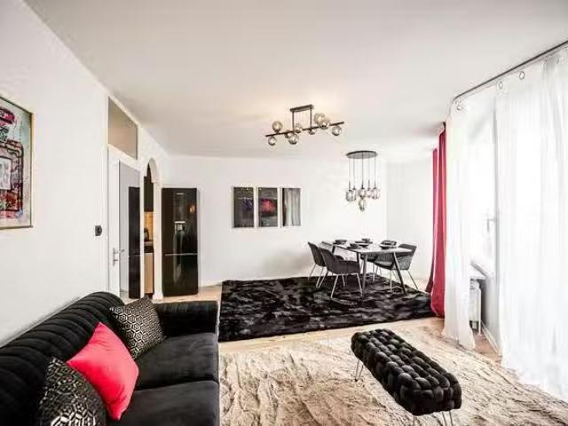 1 Zimmer Wohnung in Friedrichshafener Straße, Aubing