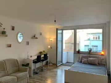 1 Zimmer Wohnung in Friesenplatz, Innenstadt