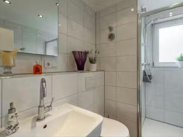 1 Zimmer Wohnung in Gaußstraße, Mülheim