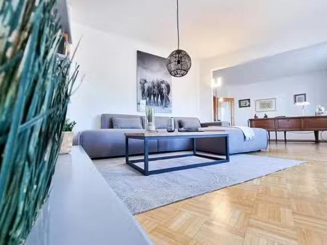 1 Zimmer Wohnung in Goldschmidtstraße, Stadtbezirke I