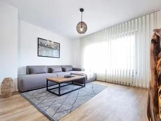 1 Zimmer Wohnung in Goldschmidtstraße, Stadtbezirke I