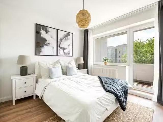 1 Zimmer Wohnung in Graubündener Straße, Osterholz