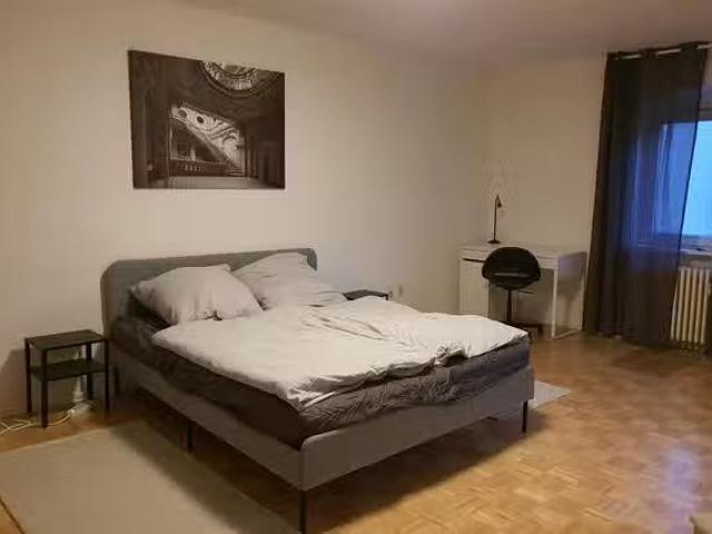 1 Zimmer Wohnung in Großbeerenstraße, Mariendorf