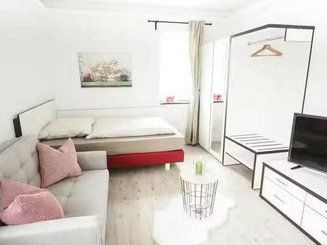1 Zimmer Wohnung in Hans Litten Straße, Mitte