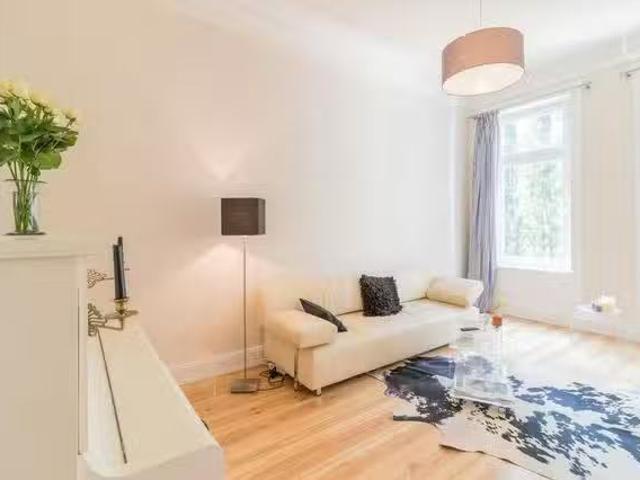 1 Zimmer Wohnung in Heinrich Barth Straße, Rotherbaum