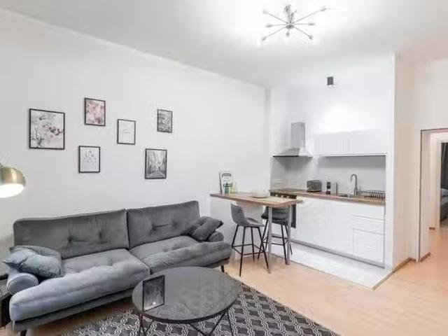 1 Zimmer Wohnung in Heidenfeldstraße, Friedrichshain