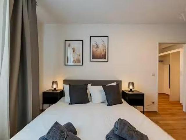 1 Zimmer Wohnung in Hermannstraße, Bezirk Neukölln