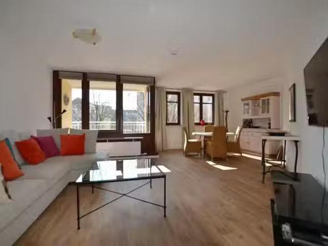 1 Zimmer Wohnung in Hildeboldstraße, Schwabing