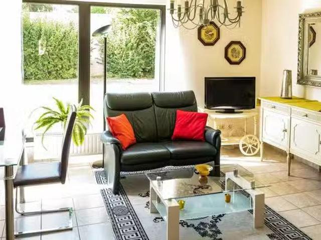 1 Zimmer Wohnung in Hinter Hoben, Dottendorf