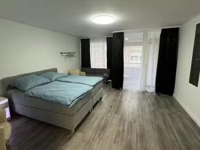 1 Zimmer Wohnung in Johannisborn, Innenstadt West