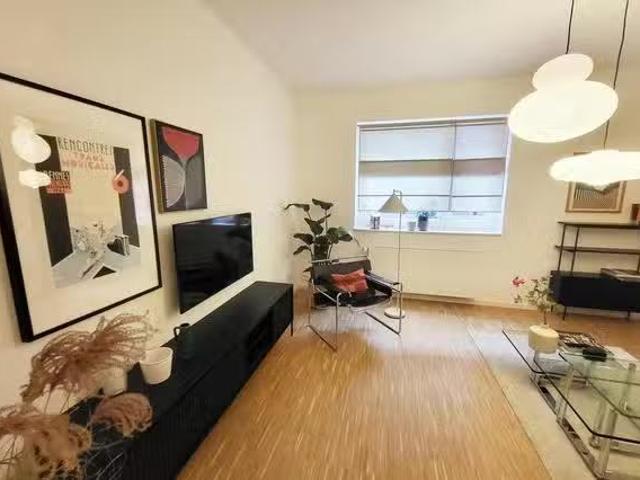 1 Zimmer Wohnung in Küntzelstraße, Stadtbezirke III