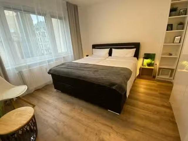 1 Zimmer Wohnung in Kamekestraße, Innenstadt
