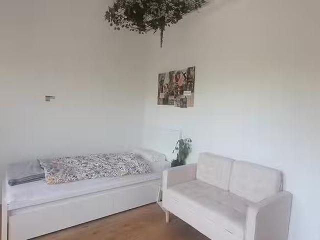1 Zimmer Wohnung in Kannebäckerstraße, Köln Kalk