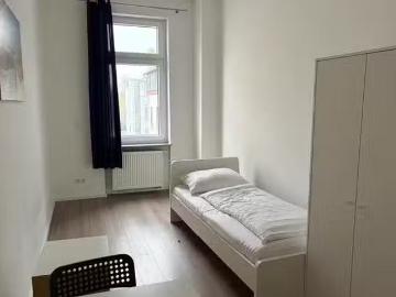 1 Zimmer Wohnung in Königsteiner Straße, Frankfurt am Main West