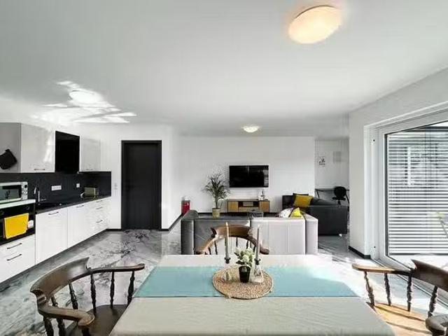 1 Zimmer Wohnung in Konrad Adenauer Straße, Niederbachem