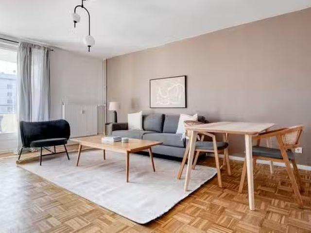 1 Zimmer Wohnung in Landhausstraße