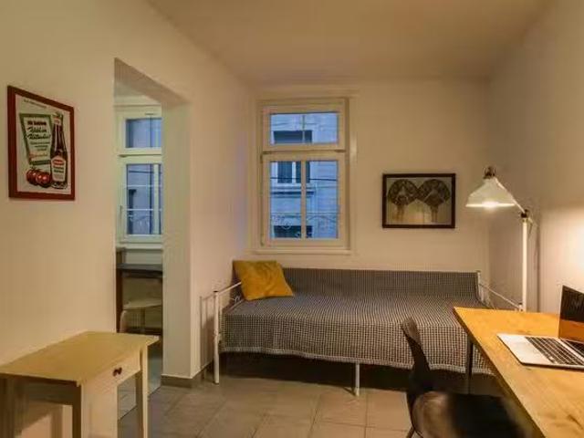 1 Zimmer Wohnung in Leonhardstraße, Stuttgart Mitte