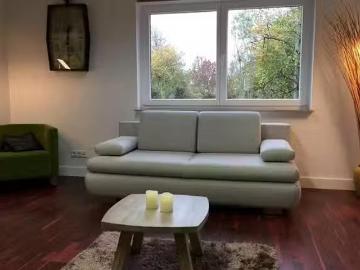 1 Zimmer Wohnung in Poller Kirchweg, Innenstadt