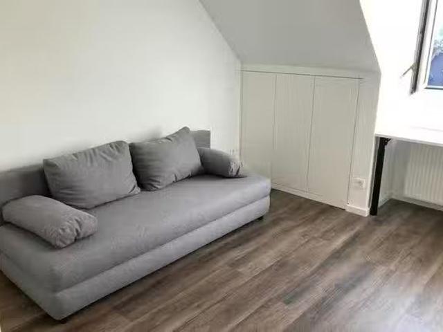 1 Zimmer Wohnung in Quirinsstraße, Sachsenhausen